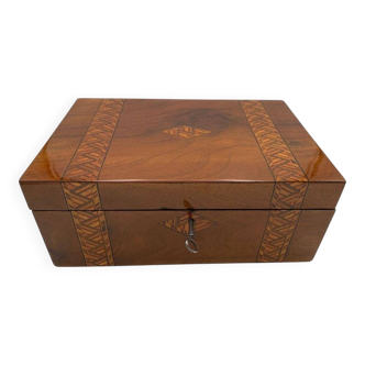 Writing Casket Box in Walnut with Inlays, England, Late 19th Century