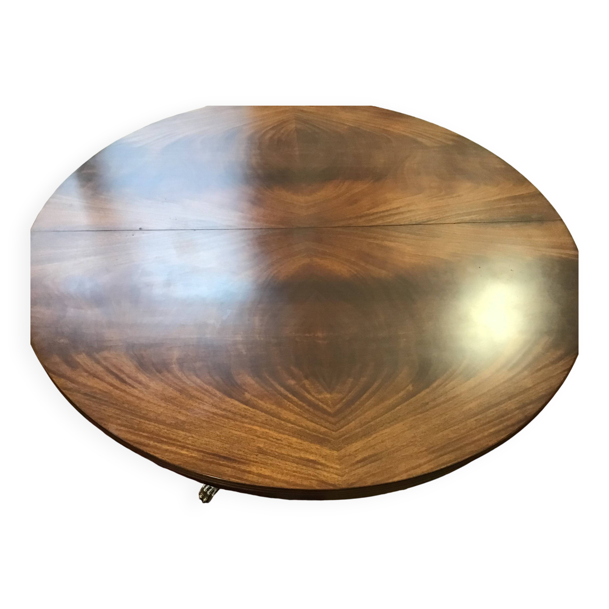 English style dining table