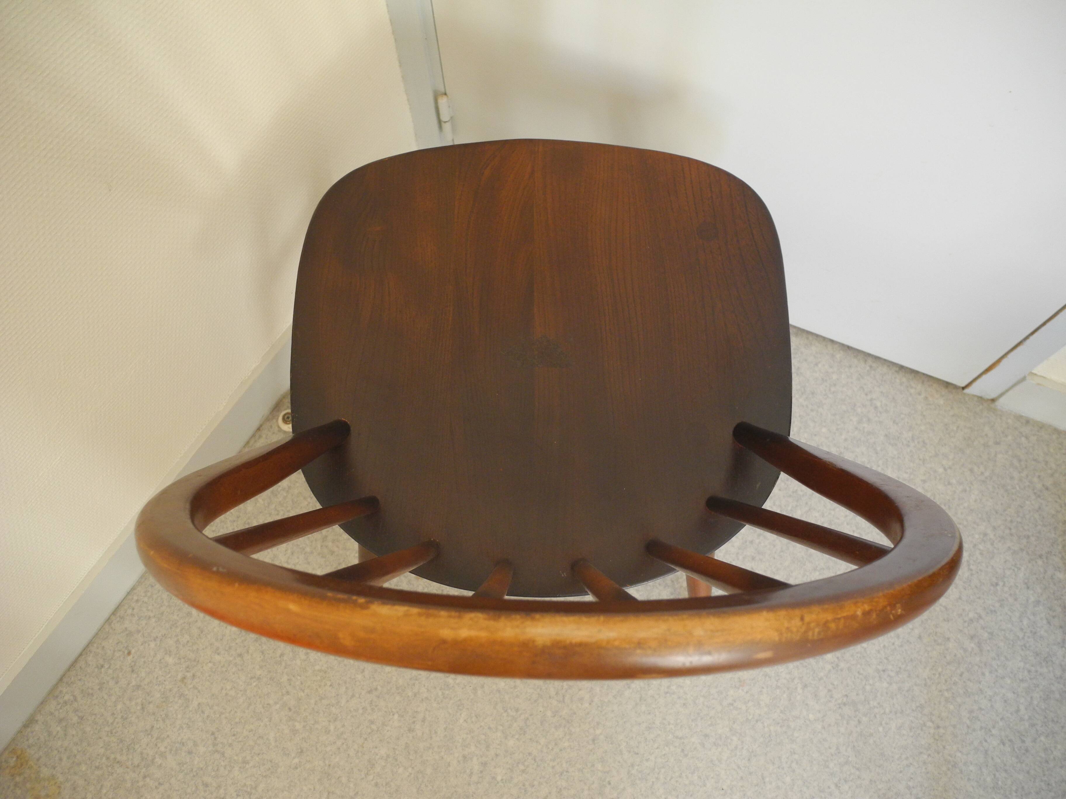 pair of Ercol Windsor BSHG 1960 2056 vintage decor dining chairs 60s