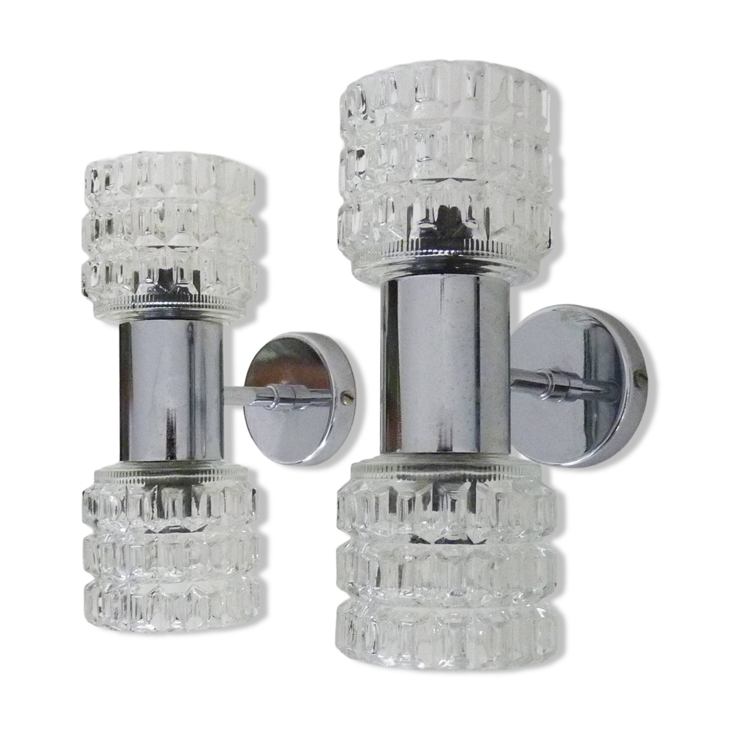Pair of double wall sconces Space Age. Chrome metal 70.