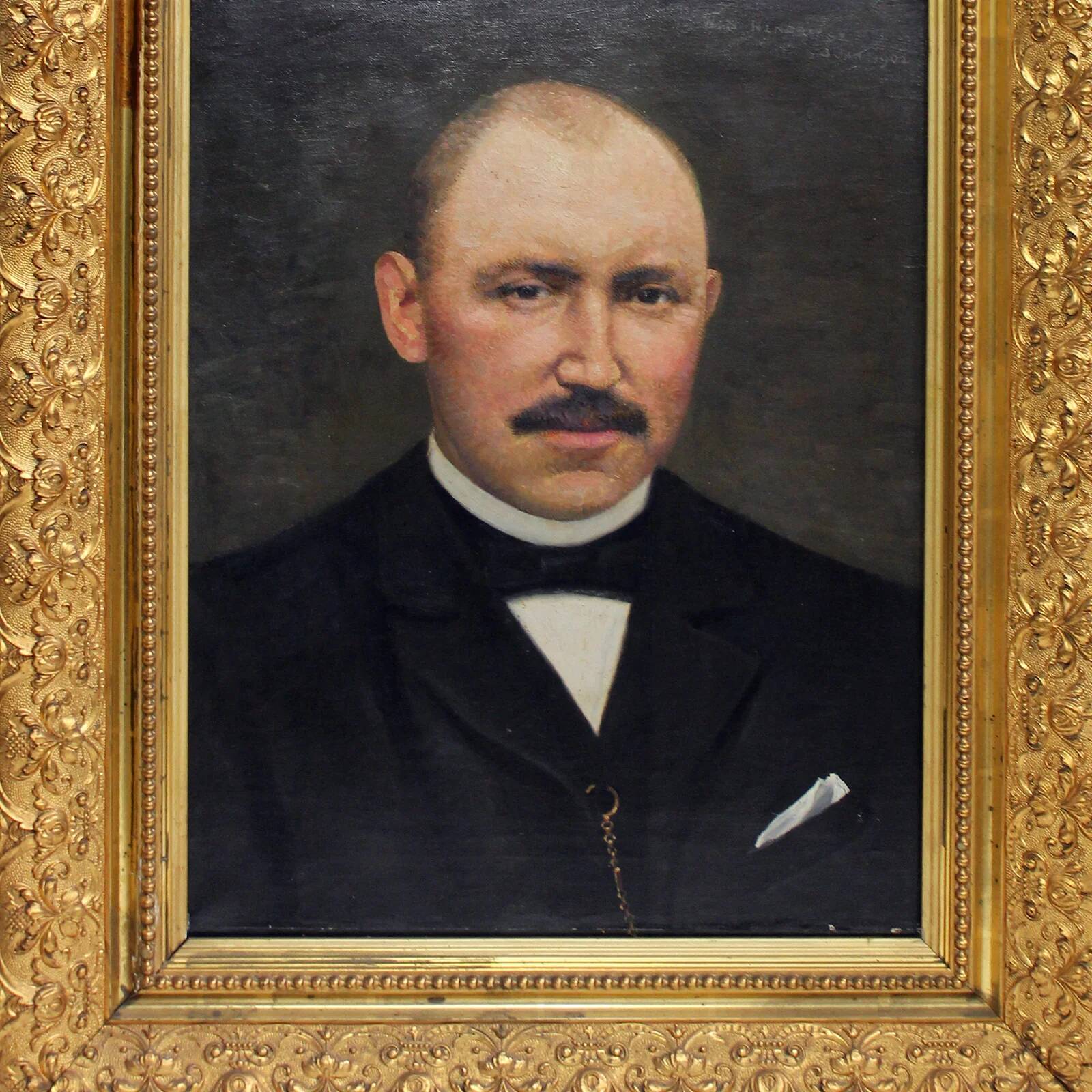 Early 20th century portrait painting of a gentleman by W.N. Hendrikse