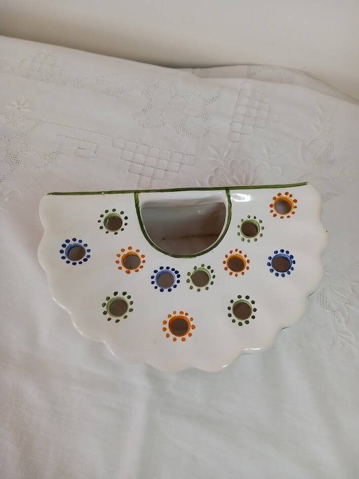 Bouquetière Moustier