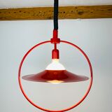 Suspension Rolly rises and falls space age 70s red