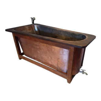 Antique copper bathtub