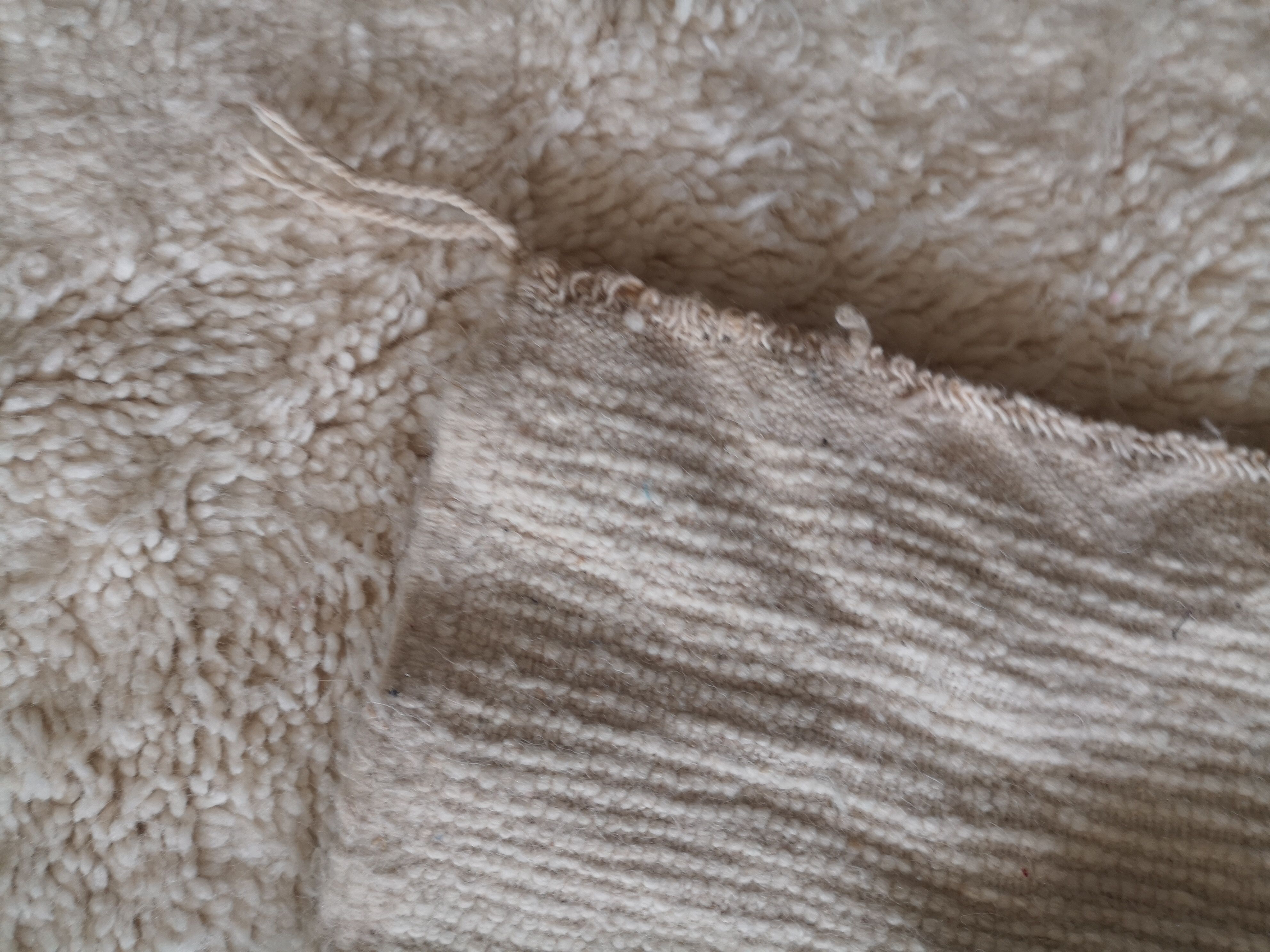 Berbere carpet plain ecru 100% virgin wool, 230x133 cm