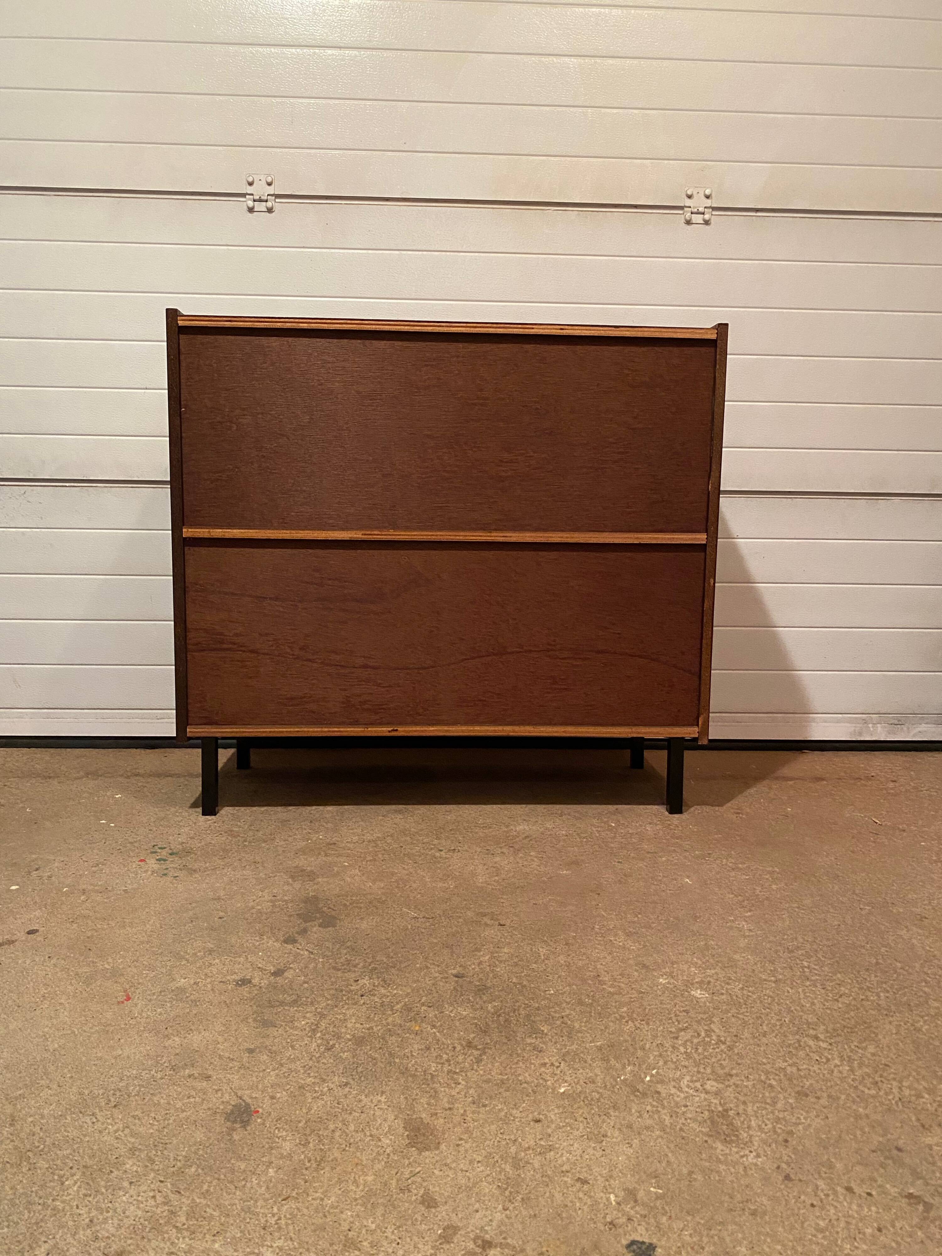 Vintage bookcase/display cabinet