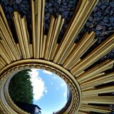 Miroir Soleil Sunburst œil de sorcière en résine doré style mid-century