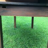 Extendable farm table
