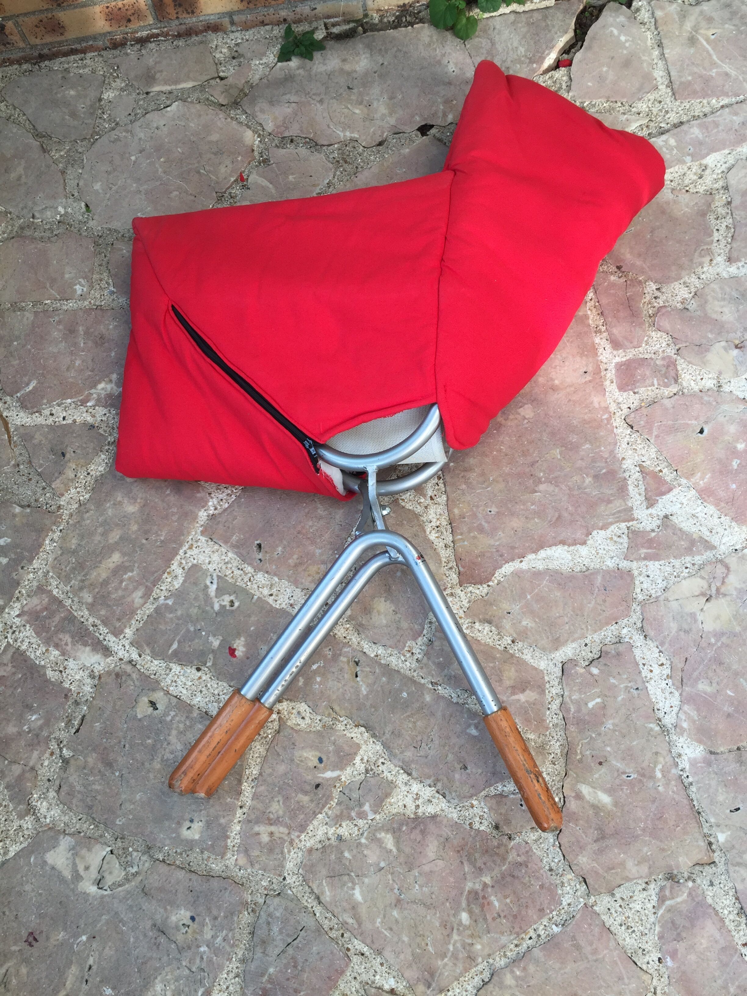 Pair of folding armchairs