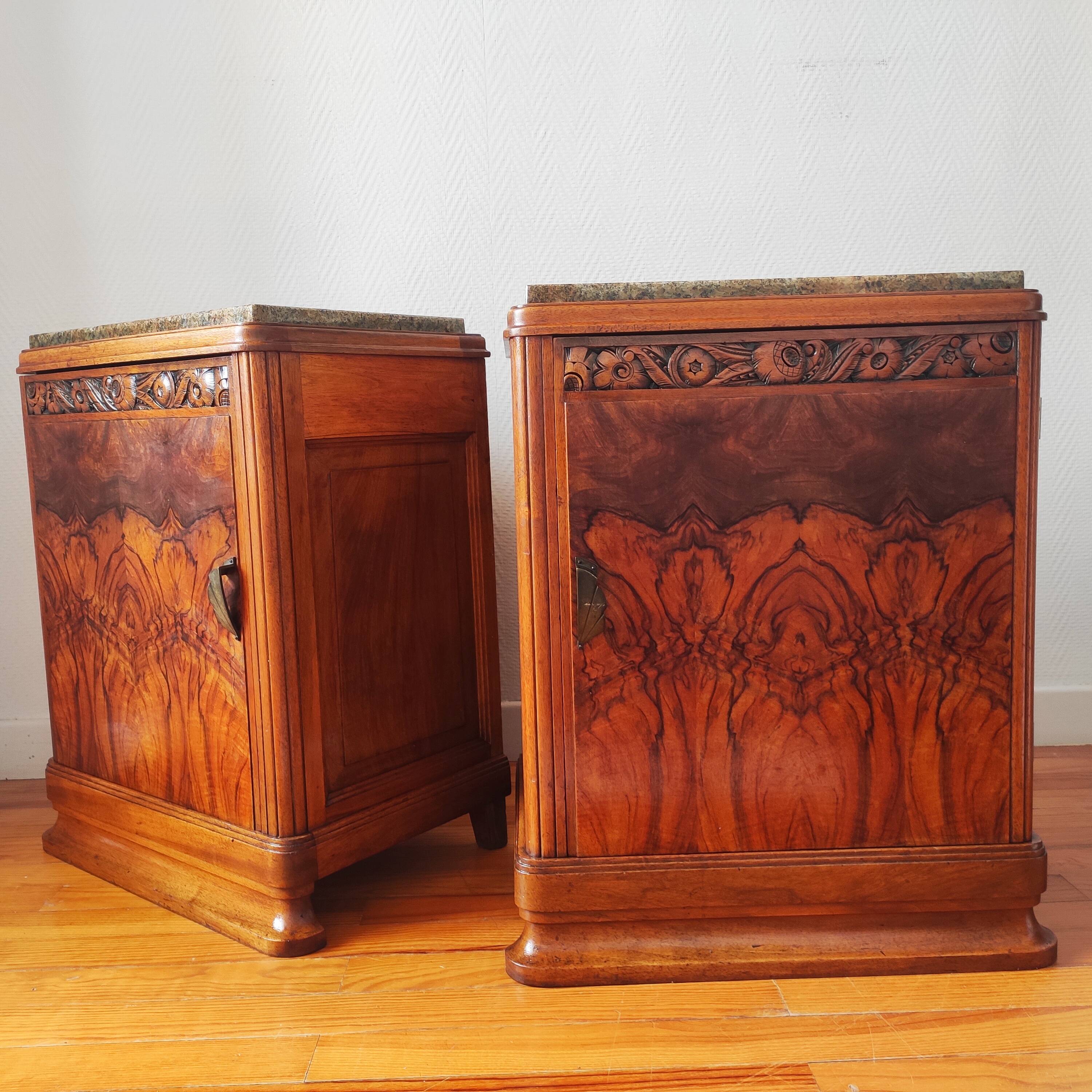 Pair of Art Deco bedside tables in solid blonde walnut – France 1930