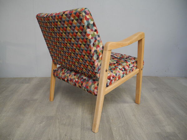 Lot de deux fauteuils vintage bois et tissus années 70