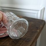 Verres à liqueur en forme de choppe