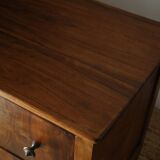 Low chest of drawers in 20th century walnut