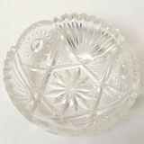 6 cups in chiseled glass