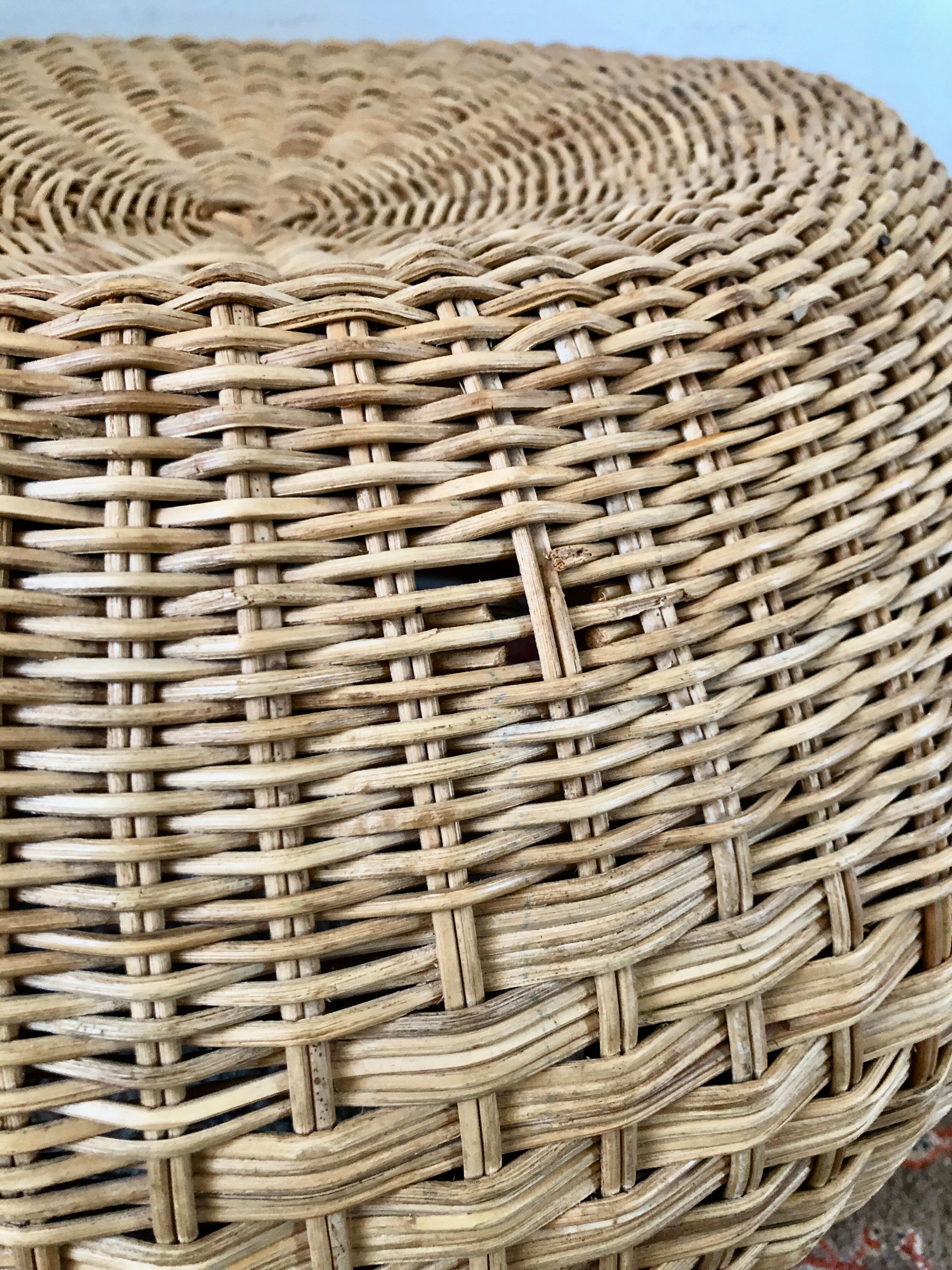 Pouf en rotin