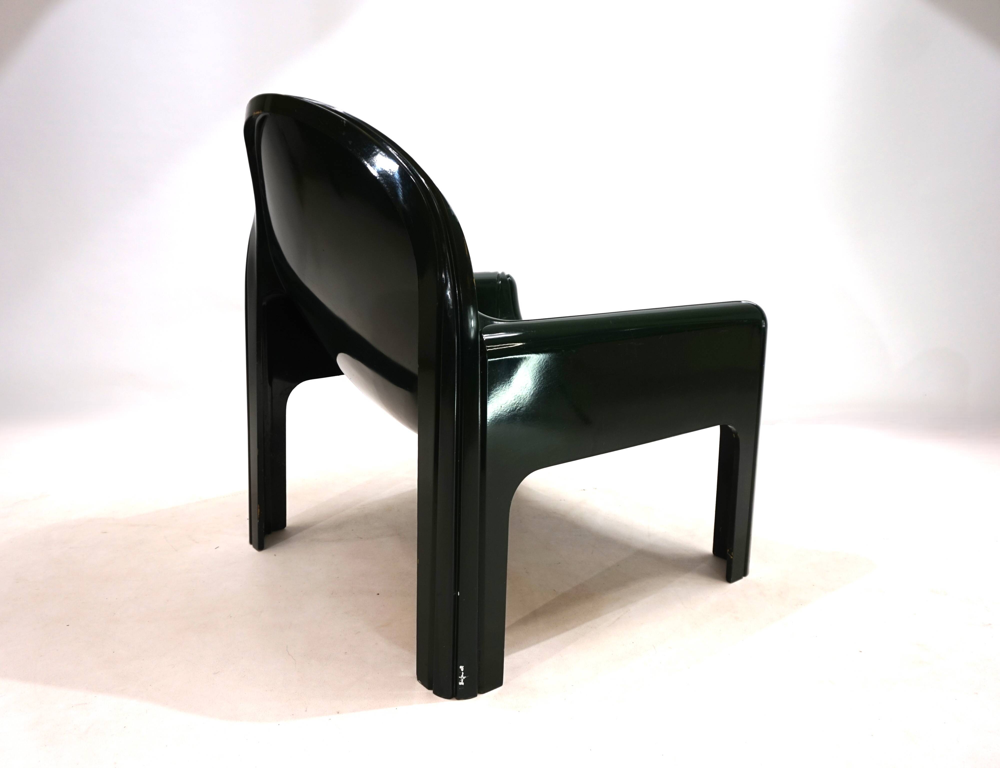 Fauteuil en plastique Kartell 4794 de Gae Aulenti, 1972