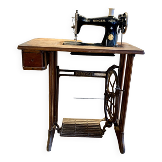 Singer Sewing Machine