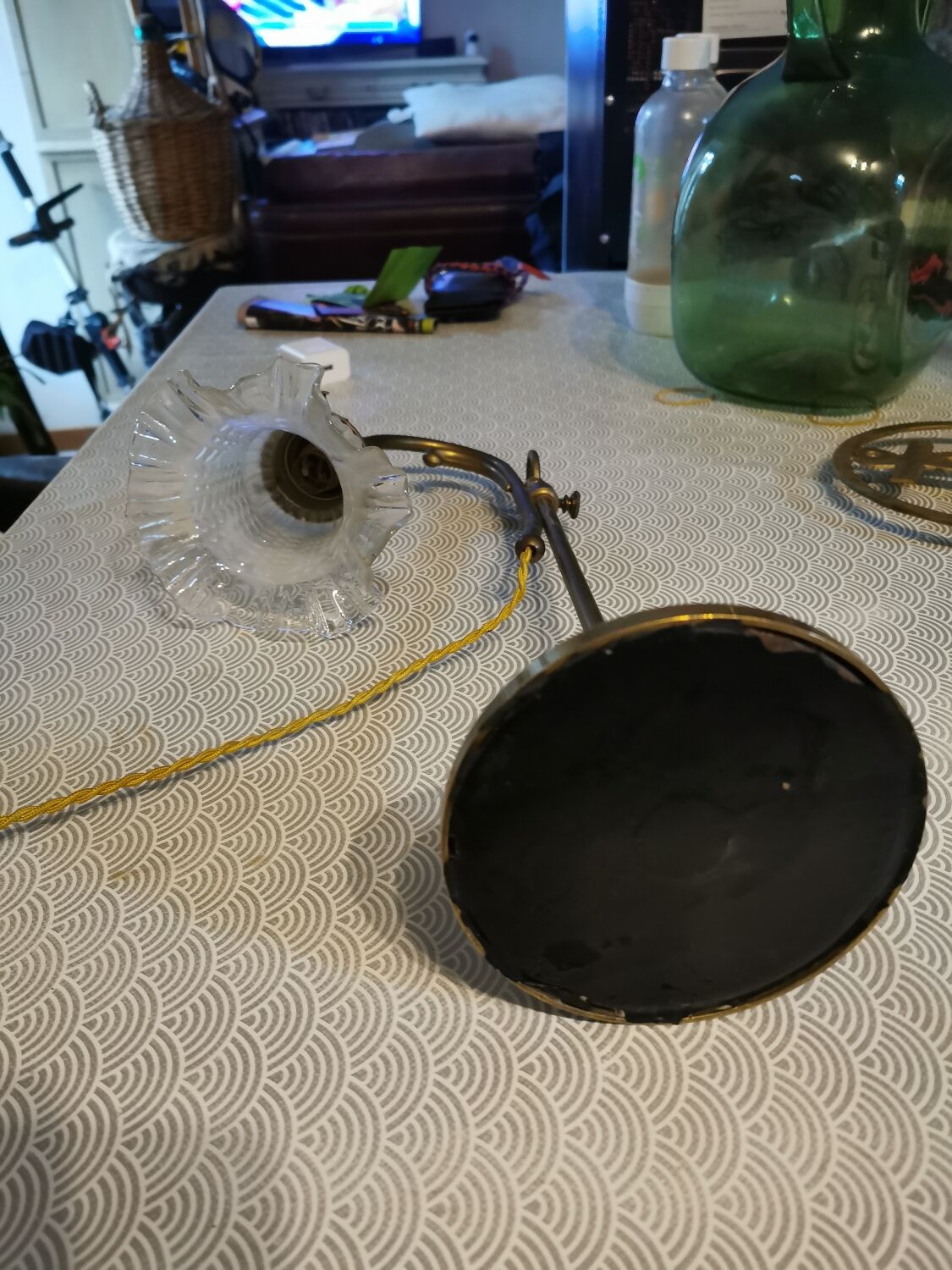 Desk lamp