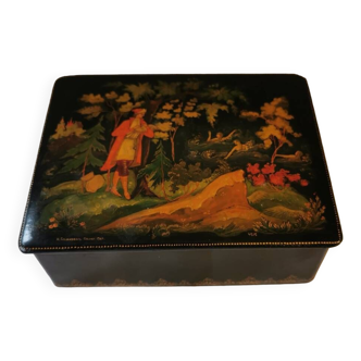 Vintage hand painted lacquered box