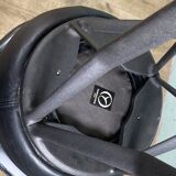 2 tabourets pivotant design Yamakado en cuir noir