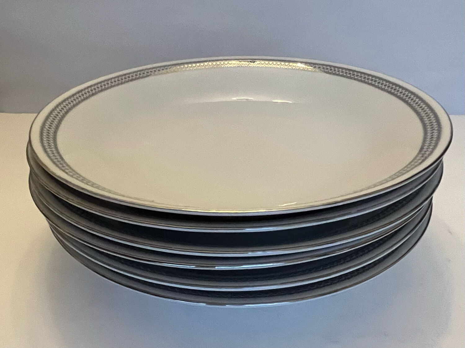 6 hollow white porcelain plates
