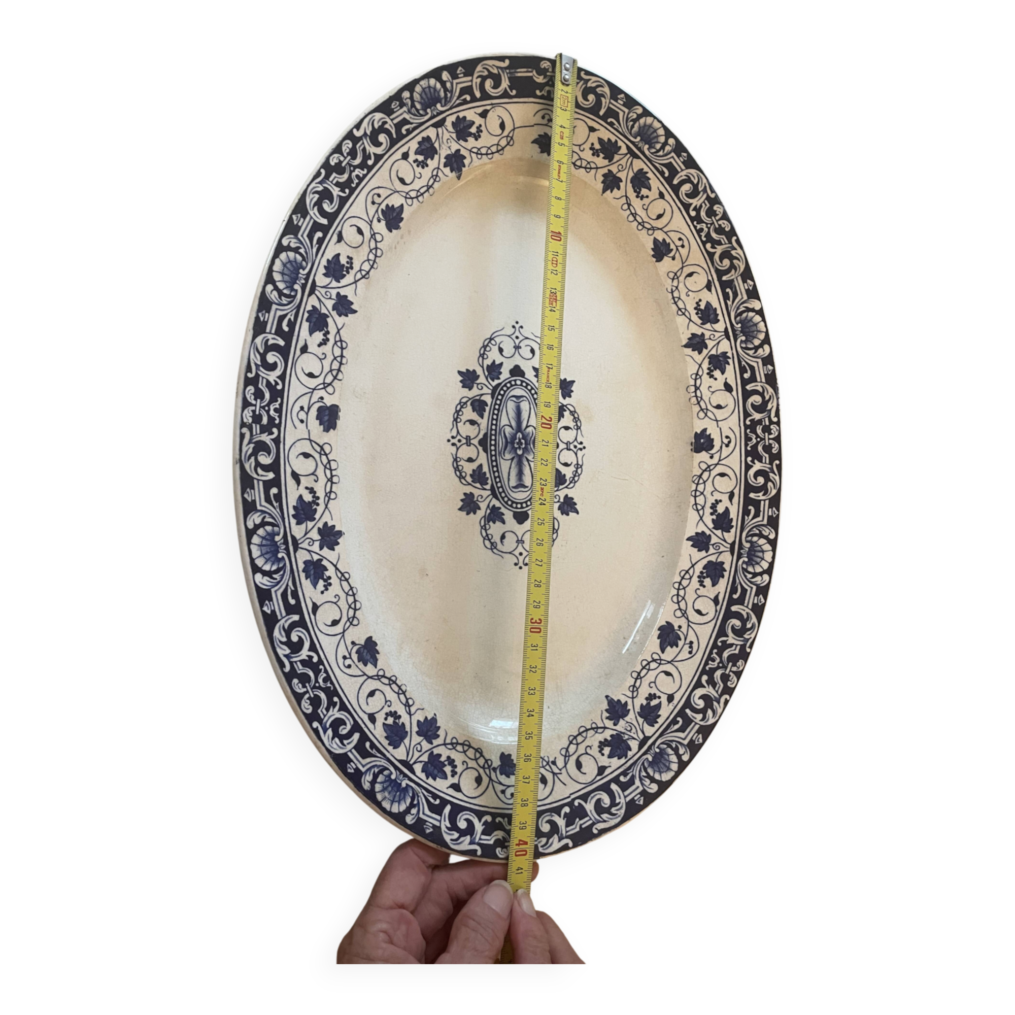 Plat  ovale Jules Vieillard Bordeaux – modèle Louis XV – XIXe