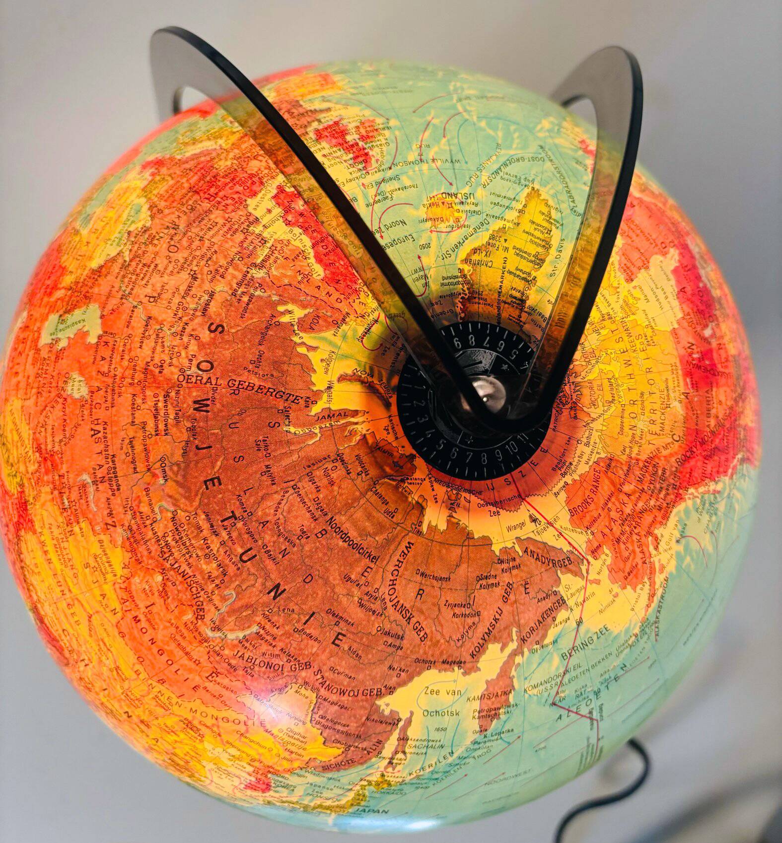 Vintage Illuminated Globe • Scan Globe AS • Plexiglas • 1983