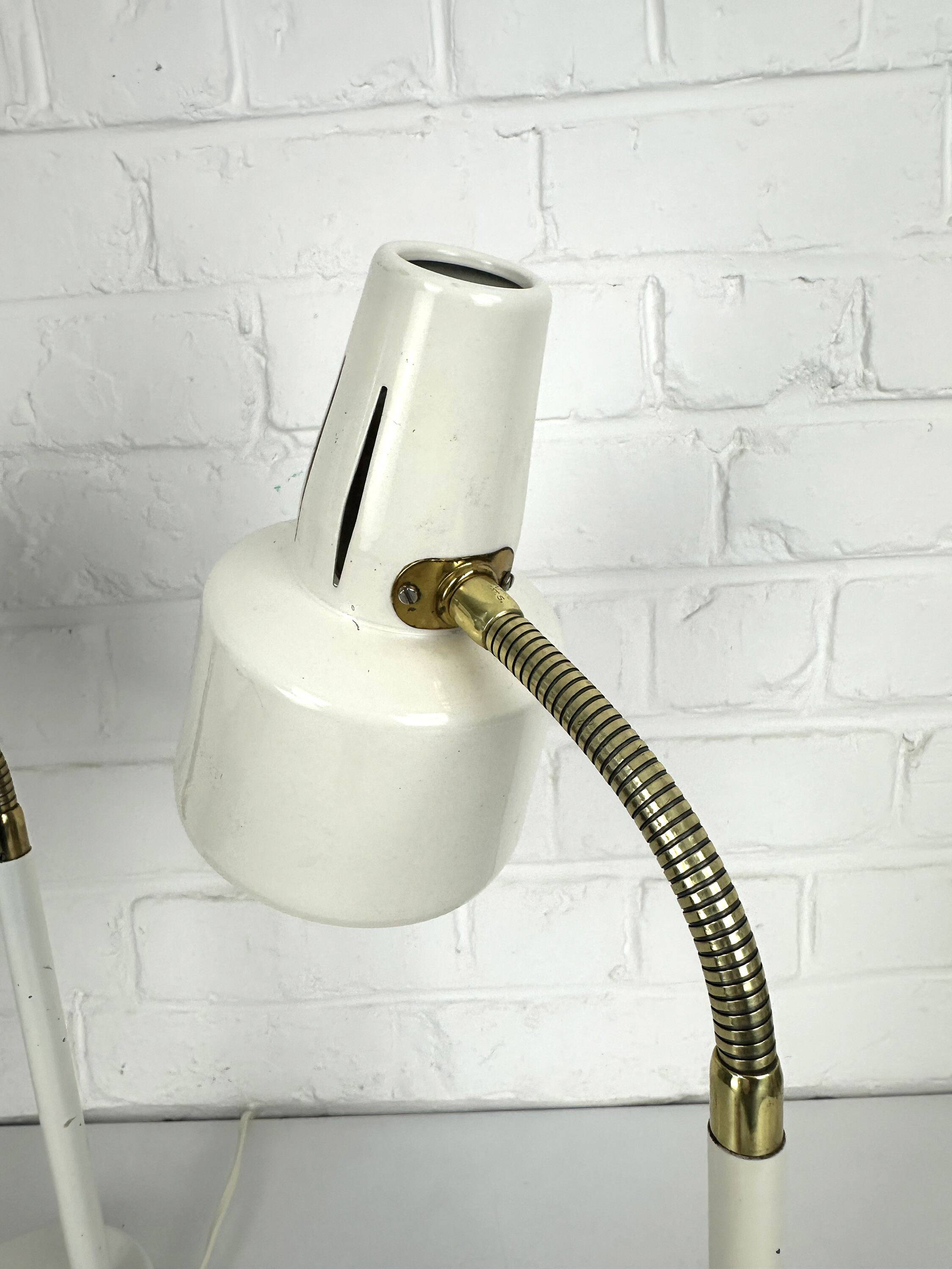 Pair of BJS desk lamps in white lacquered steel and brass – Sweden 1960s