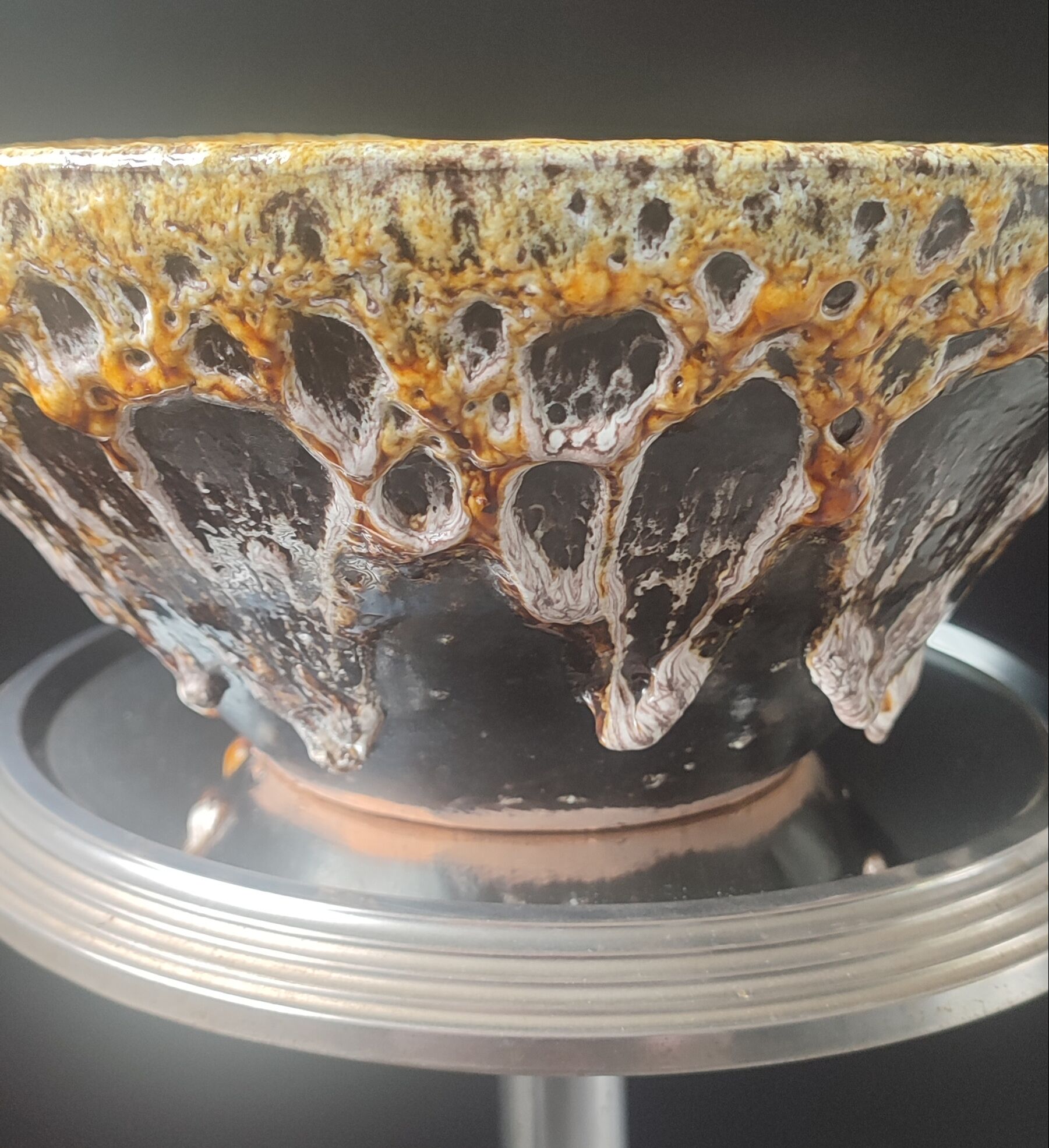 Large Coupe "Fat Lava" Volcanic Character Piece (1960/70)