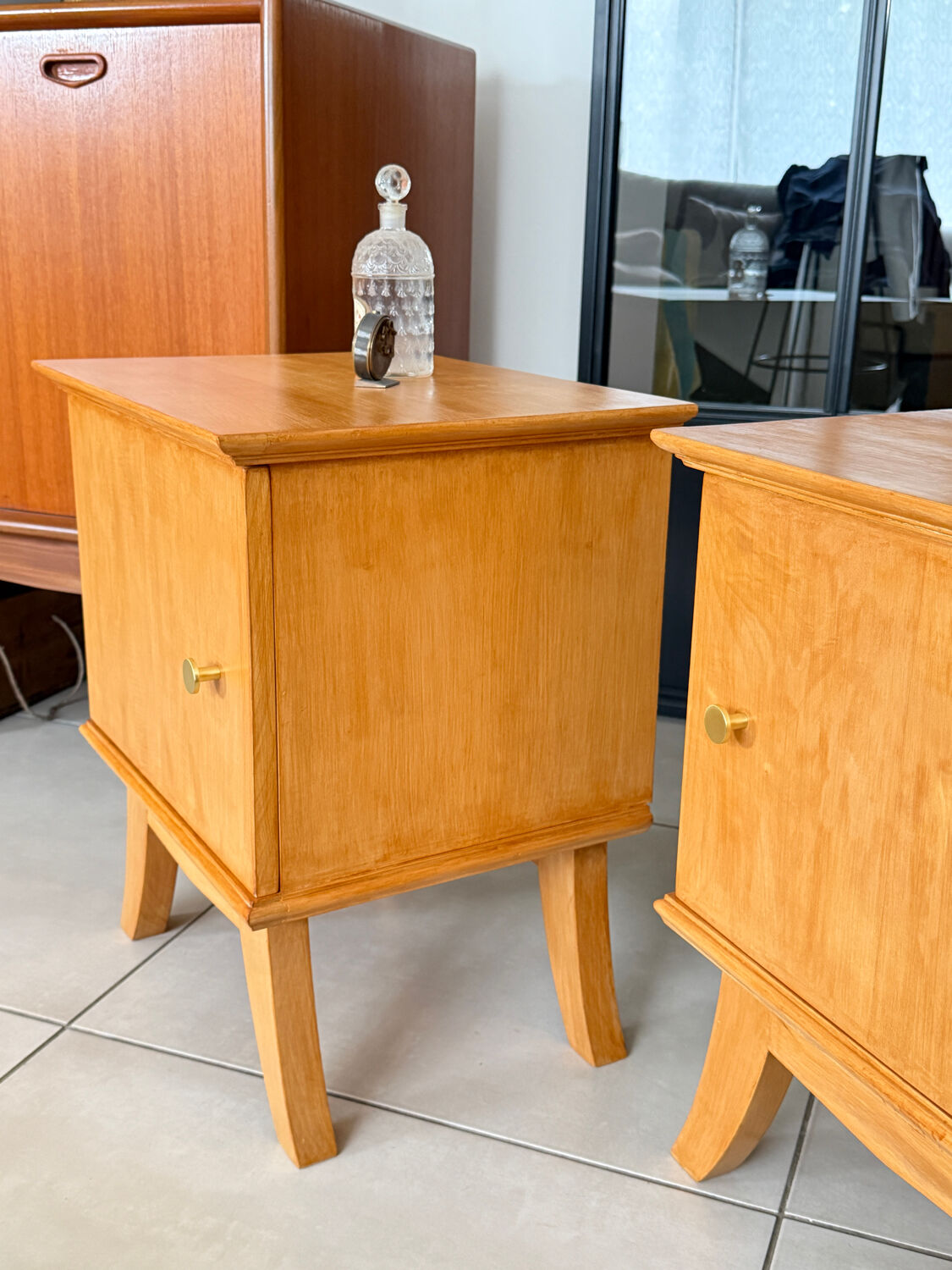 Vintage bedside table with tapered legs