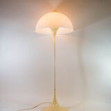 Panthella floor lamp - Design by Verner Panton for Louis Poulsen
