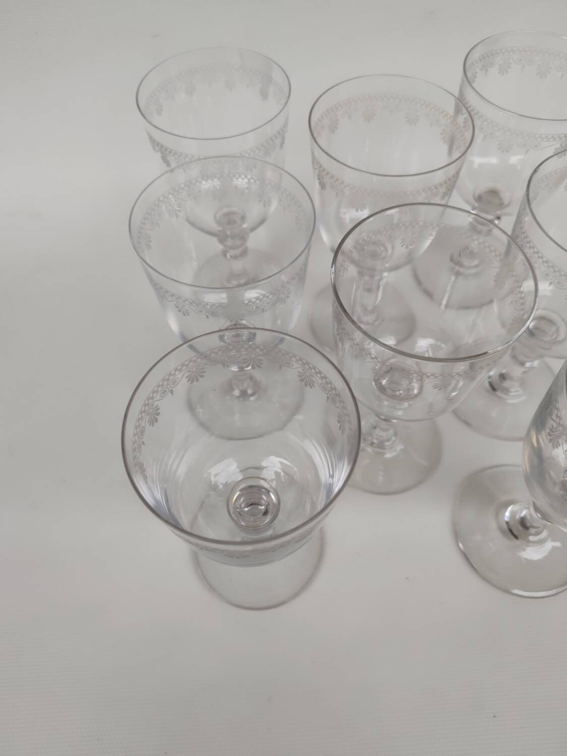 8 large Baccarat crystal glasses, early 20th century.