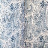 Wood and cashmere fabric screen