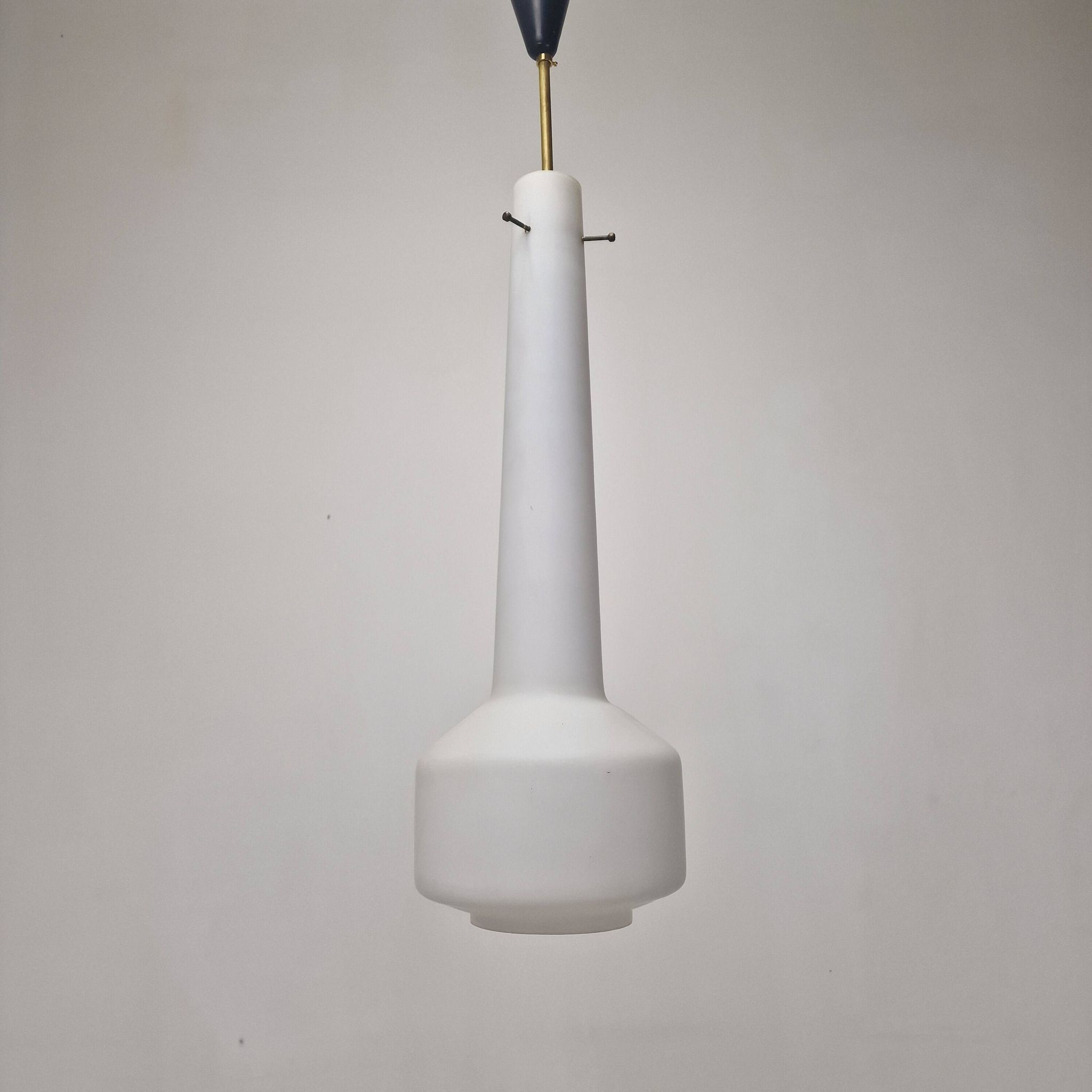 Stilnovo Pendant in Milk Glass and Brass, Italy 1960's