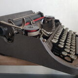 Underwood writing machine