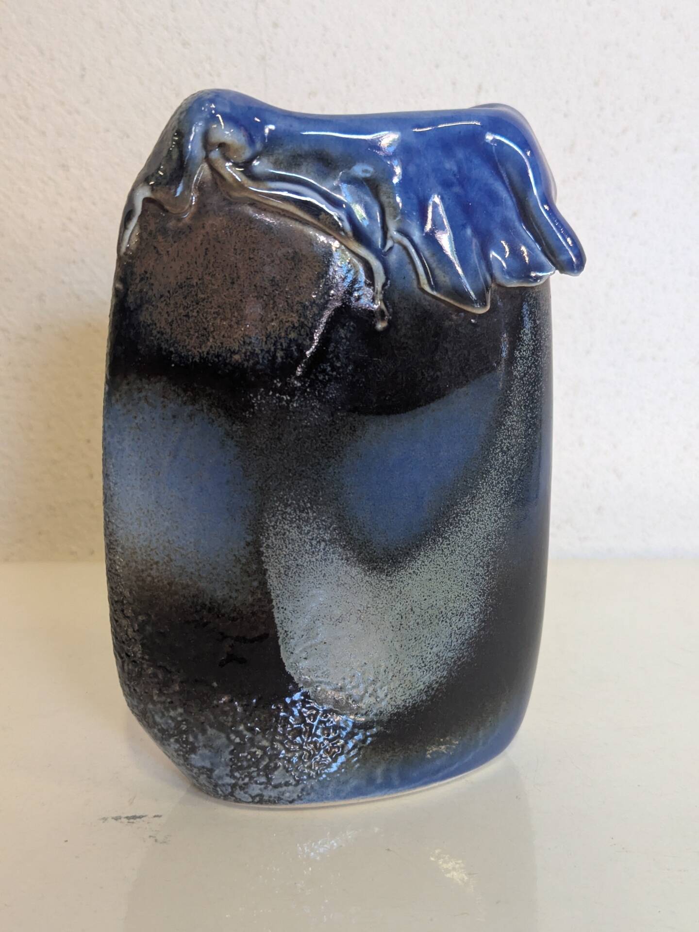 Sculptural glazed ceramic vase – Set of 3 pieces