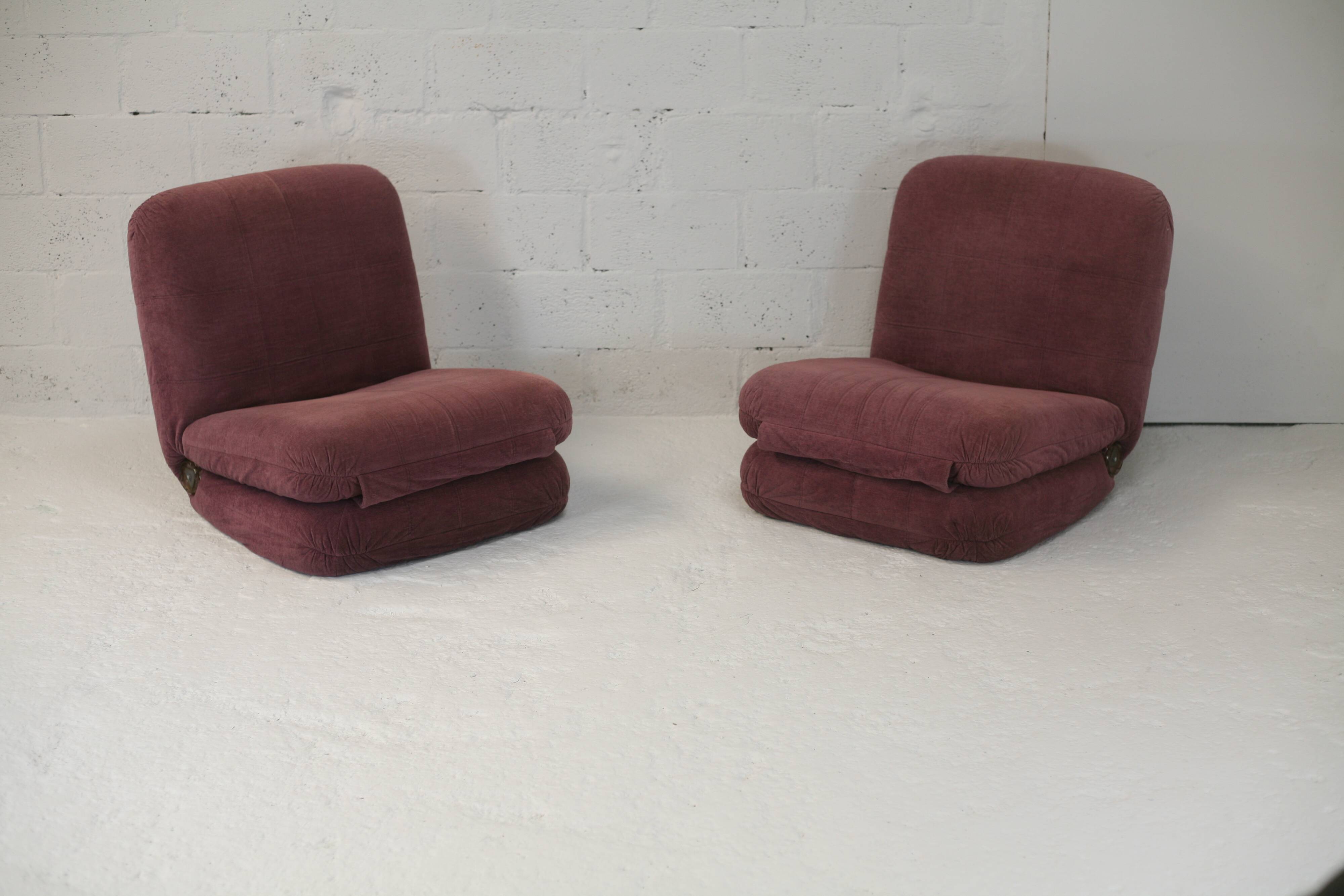 Pair of "eggplant" armchairs, France, circa 1970