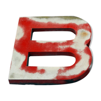 Lettre d'enseigne en zinc ancienne "B"
