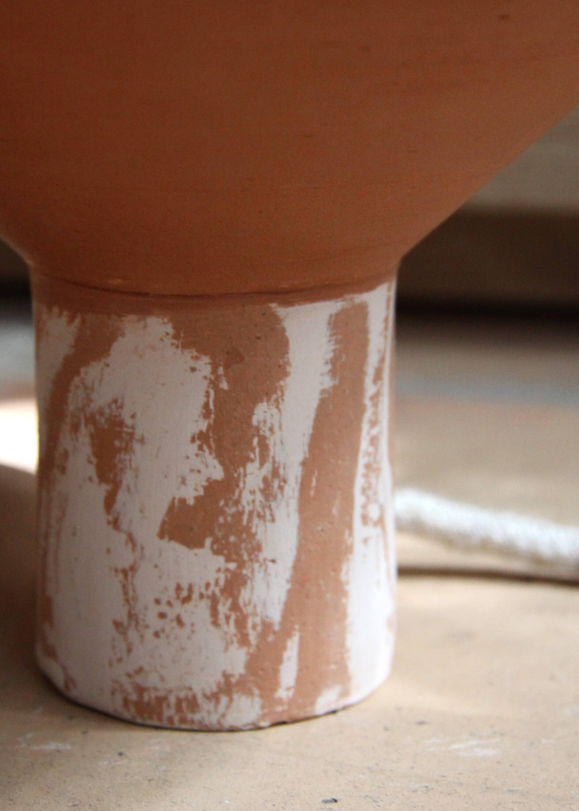 Red "Terracotta" earthenware table lamp