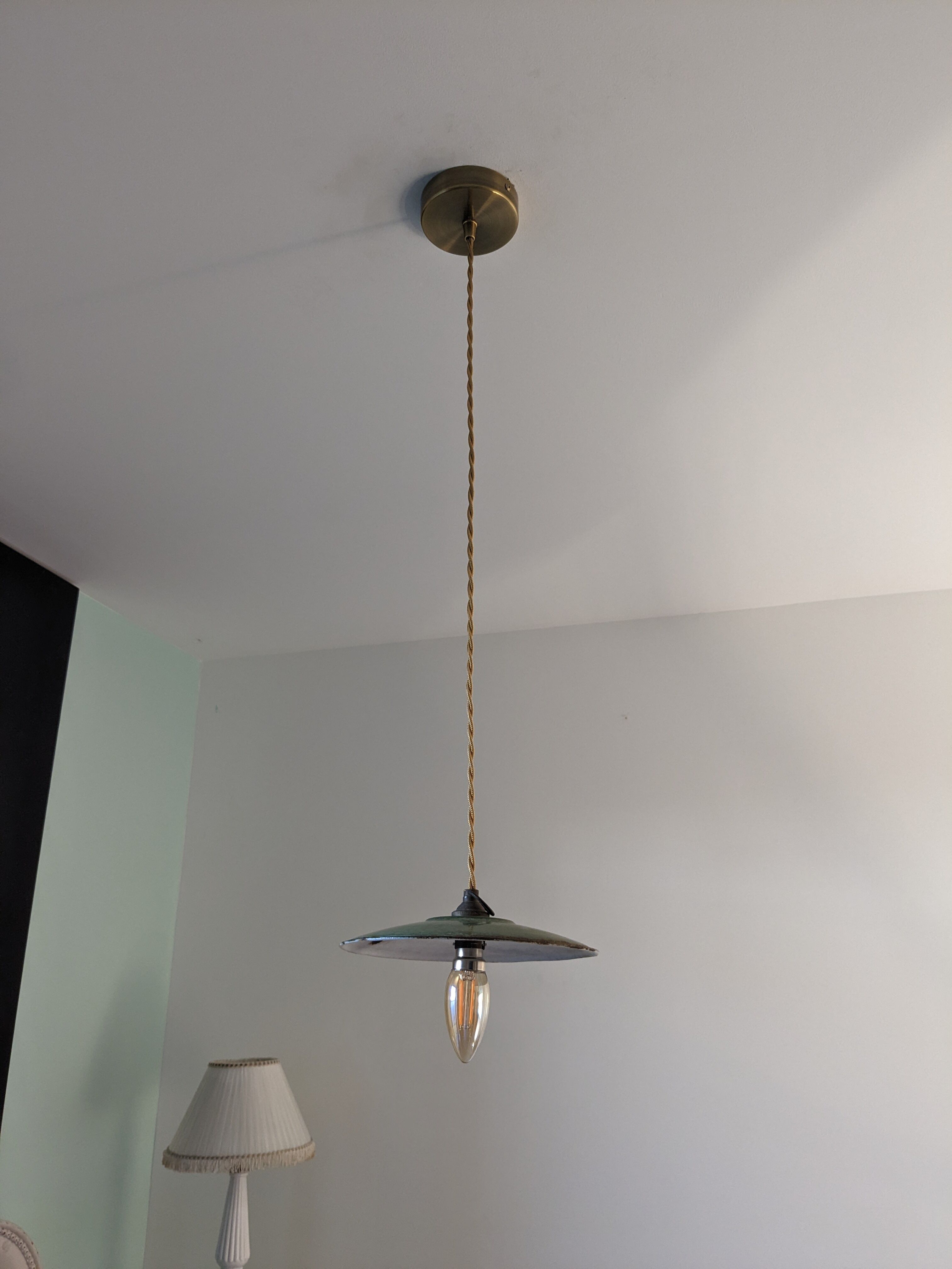 Industrial hanging lamp in green enamelled sheet metal