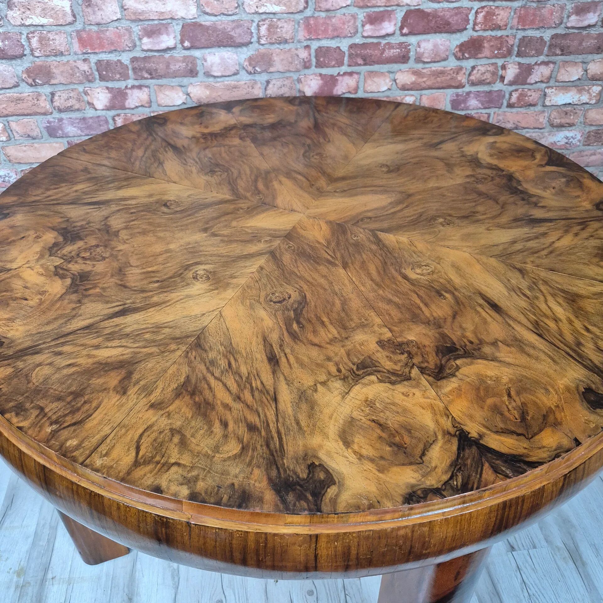 Restored Art Deco Walnut Burl Sunburst Extending Dining Table 1930s