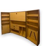 Magic box desk in light wood