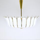 Grand chandelier Rupert Nikoll 27" mid-century brass with leaves, Austria, 1950.