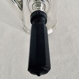 Silver metal pourer