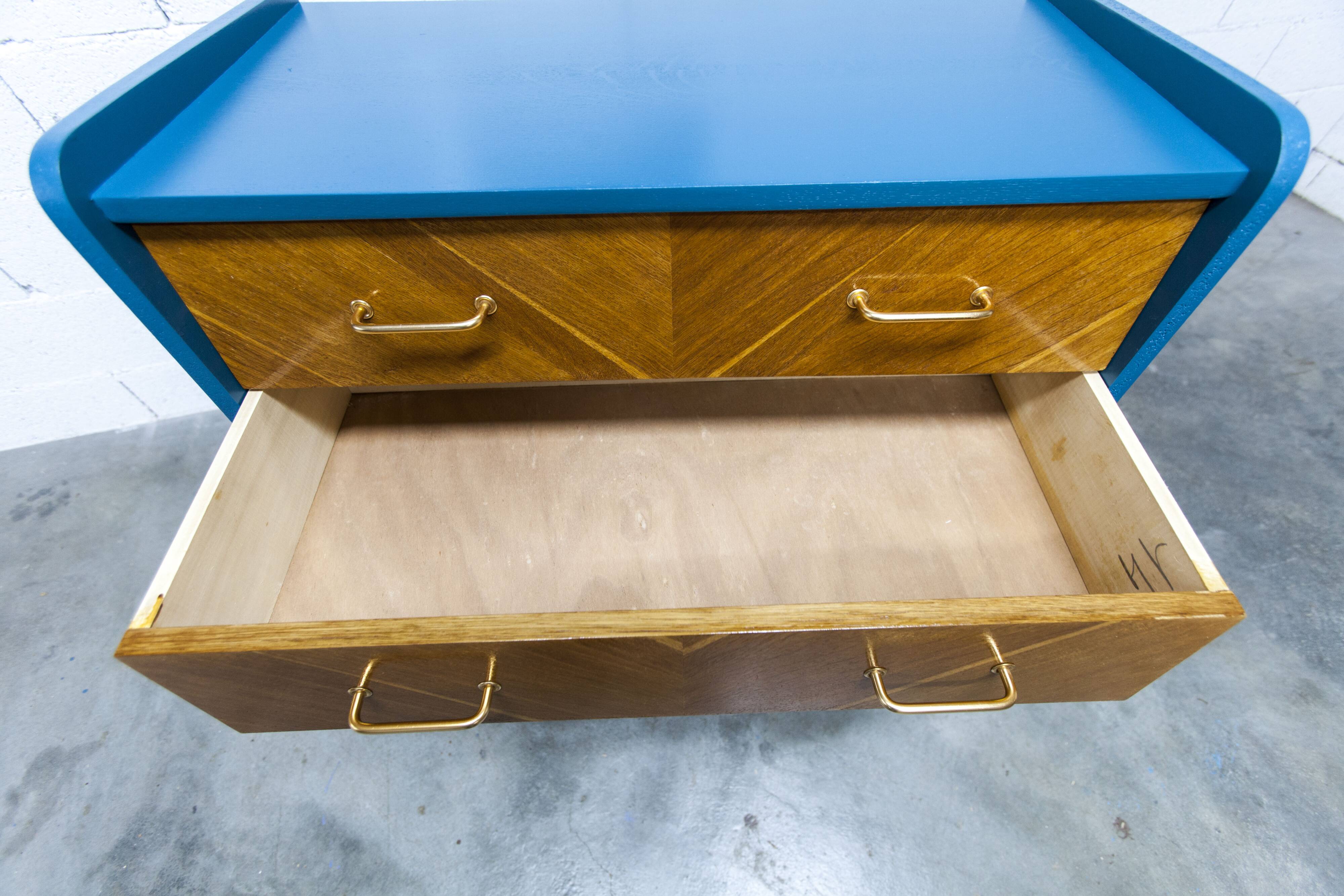 Commode scandinave 1960 atypique bleu Satiné 4 tiroirs