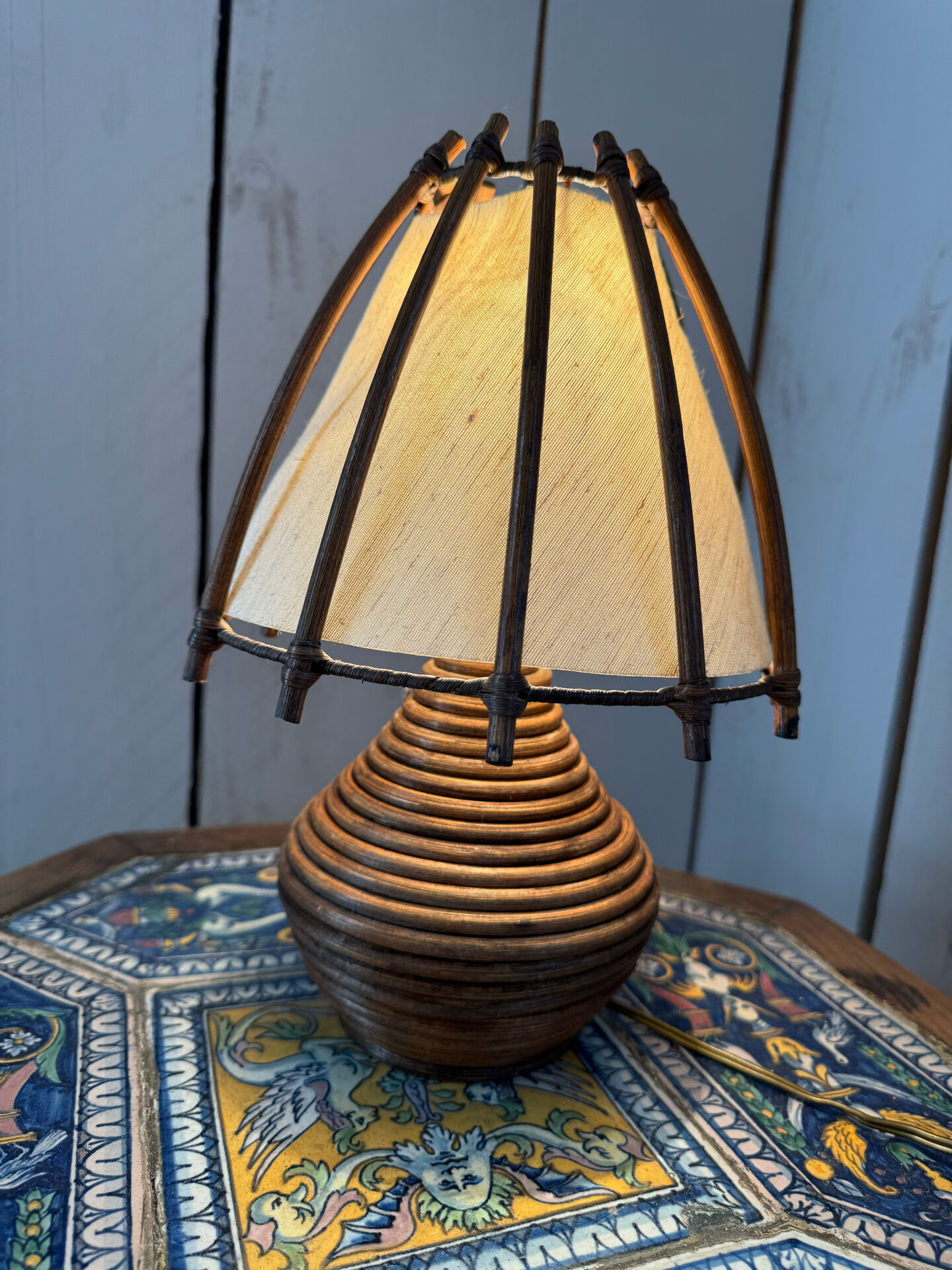 Lampe en rotin Louis Sognot