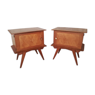 Tables de chevet quatre pieds compas