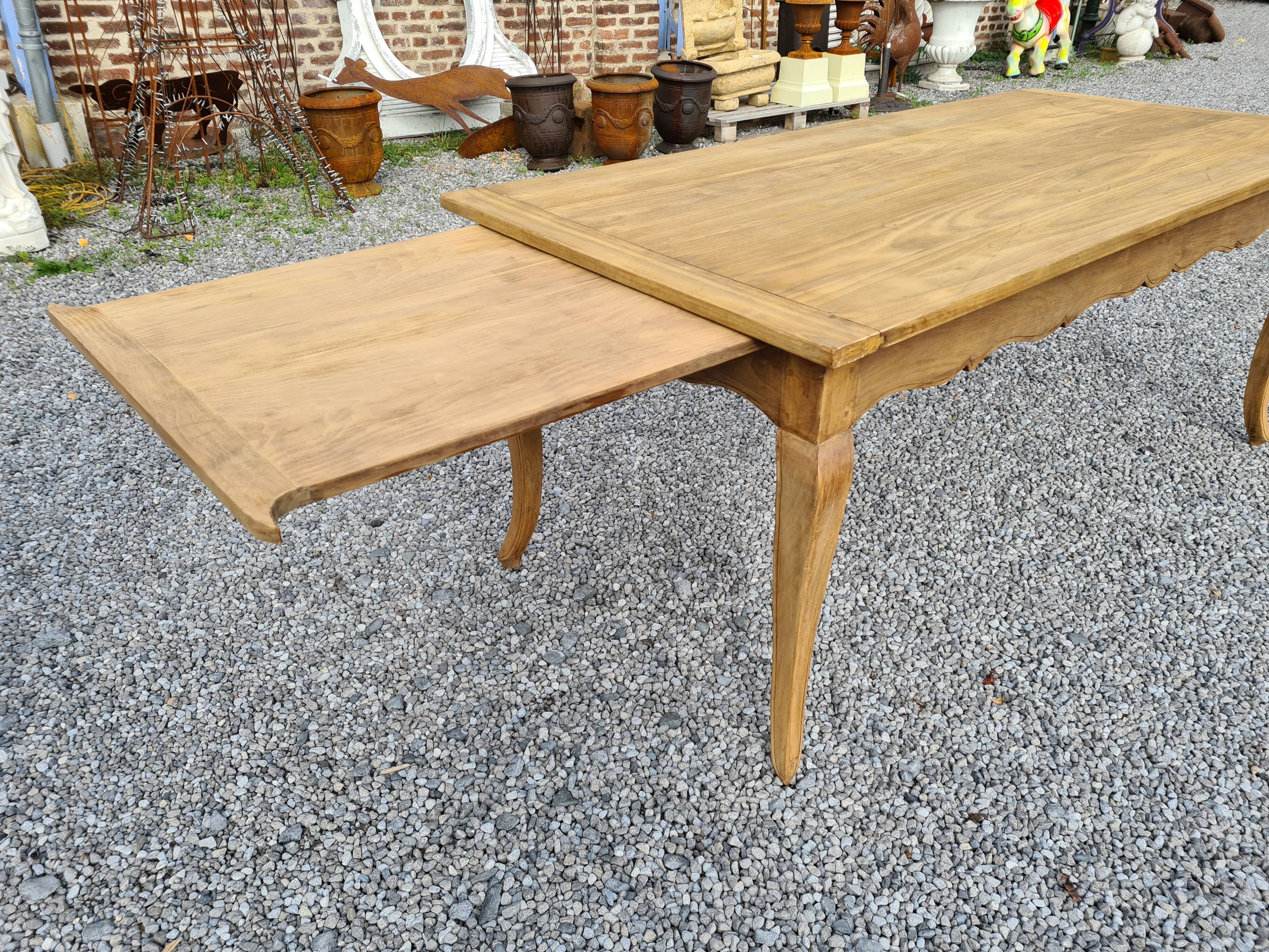 Chestnut farm table with 1 extension