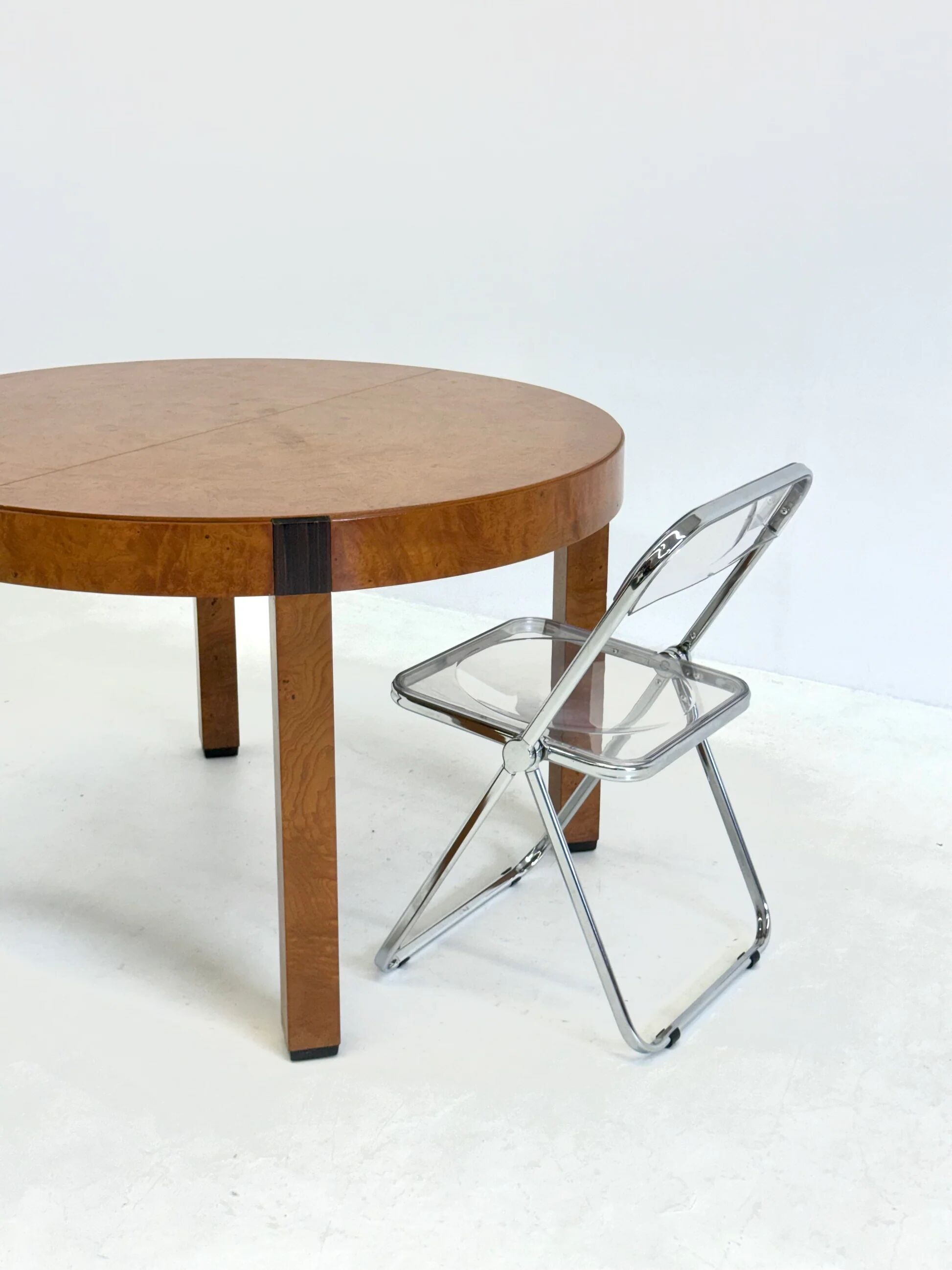 Vintage burl wood round dining table by Grange