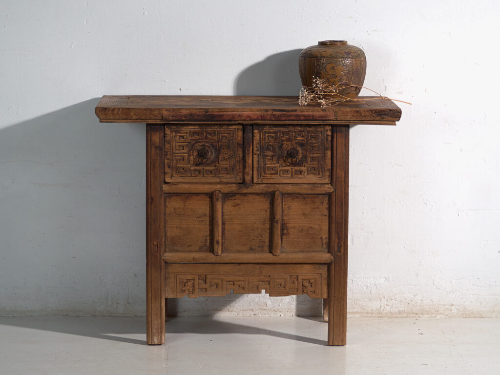 Antique Chinese console with carved drawers – China, circa 1900